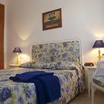 Don Rafael Villa Puerto del Carmen (Lanzarote)